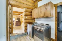 Cabin 3/4 Mi to Red River Ski & Summer Area - Wifi