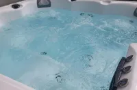 3 Bedroom Cottage - Sleeps 5 - Hot Tub Parking Hotels in Honiton