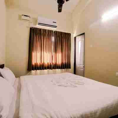 Raj Exotic Palms Rooms