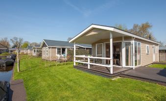 Lakeside Cottage with Boat