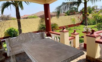 Modern Studio in New Chadcombe - 2315