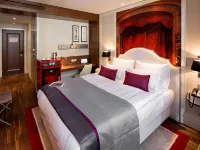 Titanic Gendarmenmarkt Berlin Hotels in der Nähe von Berliner Dom