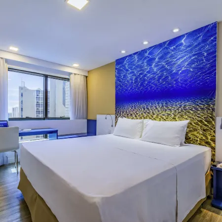 Mercure Fortaleza Meireles Отели рядом с достопримечательностью «Пляж Мейрелеш»