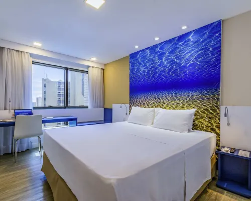 Mercure Fortaleza Meireles Hoteles cerca de Playa Mansa