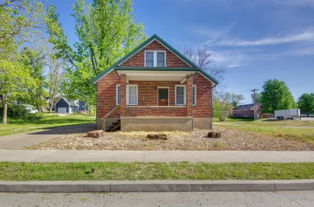 Downtown Hermann Vacation Home Near Wineries!