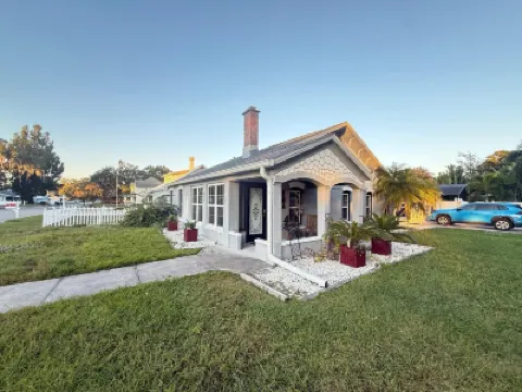 เซนต์ คลาวด์ สเตย์ โรงแรมใน