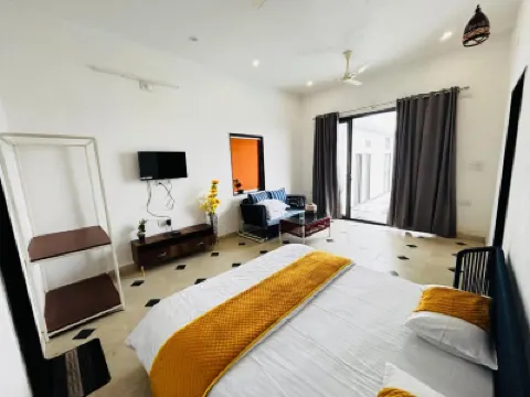 Pearl Pride Villa Hotels in 