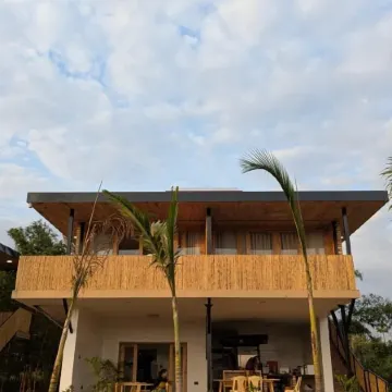 Eagle View Farm & Lake Retreat