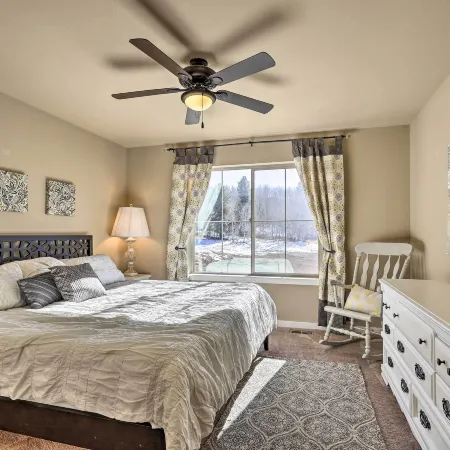 Ski-in/Out Granby Home w/ Gas Grill & Fire Pit!