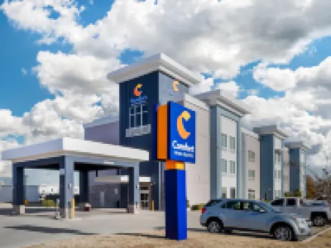 Comfort Inn & Suites Hotels in Rogers County