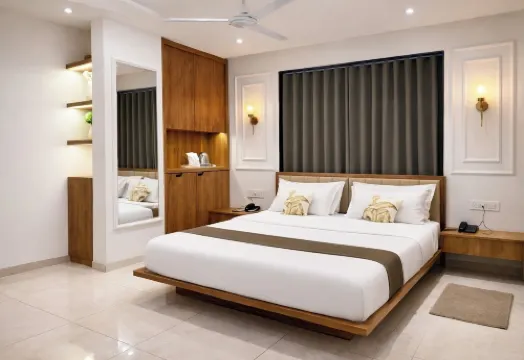 Raw Leaves - Premium Family & Business Hotel Near Rajkot Railway Station