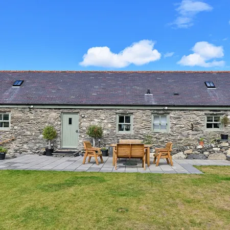 Beautiful Holiday Cottage in Chittlehampton, No Deposit