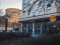 Lilla Brunn Hotels near Ropsten