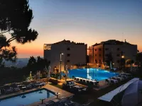 The Ray Hotel and Studios - Pools