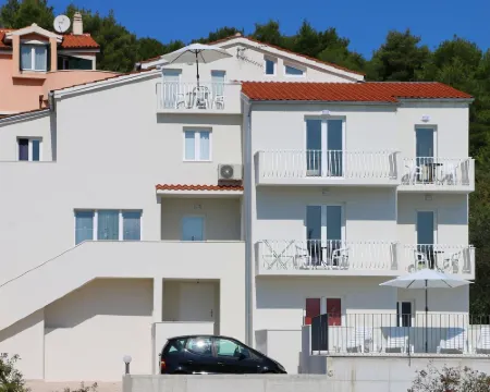 Apartments Huljev Hotels in Primosten
