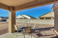 Kingman Getaway w/ Patio Near Route 66!