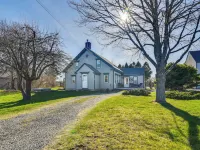 Quiet Waterfront Home Ideal Maine Escape! Hoteles en Tremont