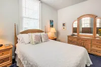 Vintage Galveston Apt < 1/2 Mi to Porretto Beach! - Huoneistot