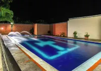Hotel Montanar Home - Pools