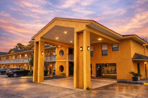 Americas Best Inn - Savannah I-95 - Ramah keluarga
