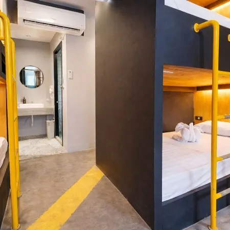 Free Way Kata Beach Hostel