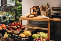 Hilton Garden Inn Tbilisi Chavchavadze - breakfast