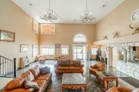 Days Inn & Suites by Wyndham Beeville - Pet friendly