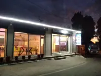 マウント オーラ ステイ & ダイン