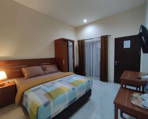 Nirvana House (Guest House Syari'ah) Hotels in Sidorejo