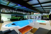 Maiden Water Resort - Pools