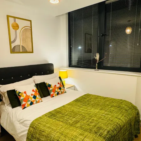 Free Parking Old Trafford Flat By City SuperHost