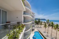 Clarita’s Beach Bar & Resort - Beach