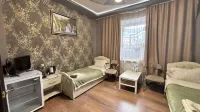 Golden Rose Hotel