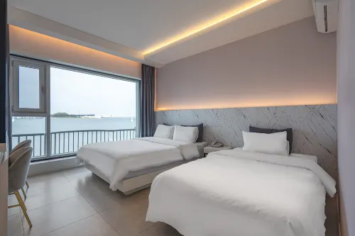 Dubai Hotel in Dangjin