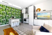 Cayman Luxury Rentals at the Grove