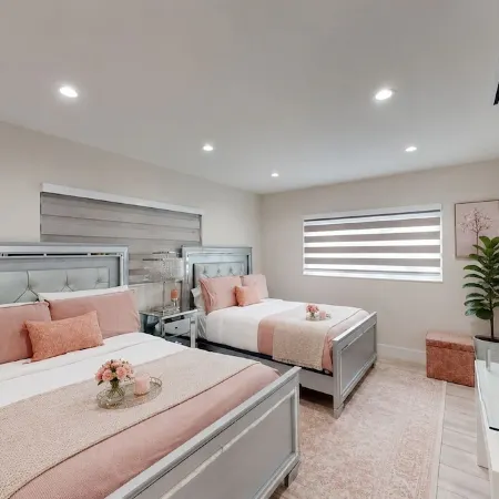 Central Miami Stay • Near Airport & Calle 8 / Pool