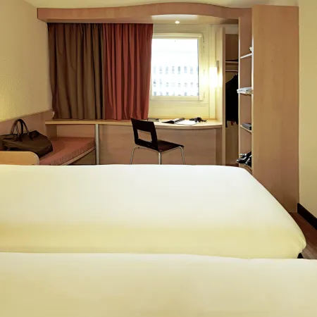 Ibis Loriol le Pouzin
