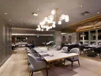 Mercure Surabaya Manyar Hotels in Mulyorejo