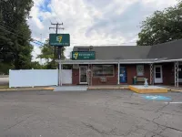 Economy 7 Inn Near Hampton University VA