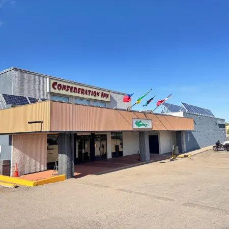Confederation Inn