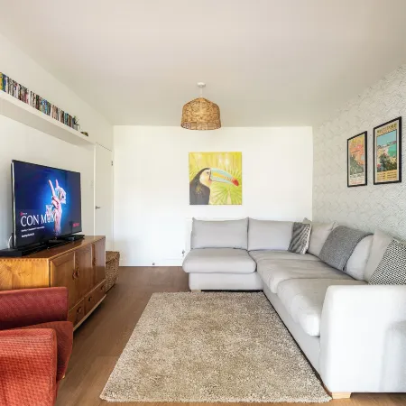 Beach Retreat with Parking Near the Sea