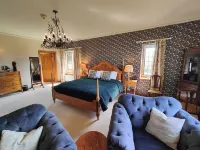 Luxury Bed and Breakfast at Bossington Hall in Exmoor, Somerset Ξενοδοχεία στην πόλη 