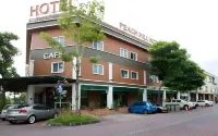 Peach Hill Hotel - Spa