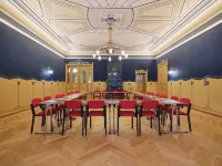 Villa Ammende Restaurant and Hotel - Airport Shuttle