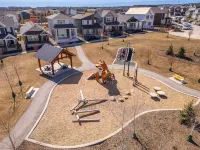 LatobiR Modern,Stylish 2BR Suite Private Entrance - Bungalow