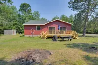 Lake Access & Private Dock: Brand New Minong Home - 2 stjerner