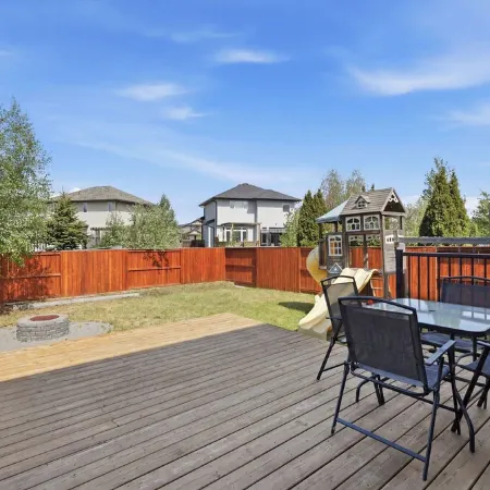Spacious 4BR-4BA House for Large Families & Group in Stonebridge