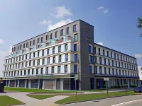 Arche Hotel Poloneza Hotels near أورسينوف