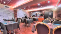 Hotel Tristar - พร้อมอาหารเช้า