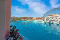 Titanic Palace Families and Couples Only - Lãng mạn